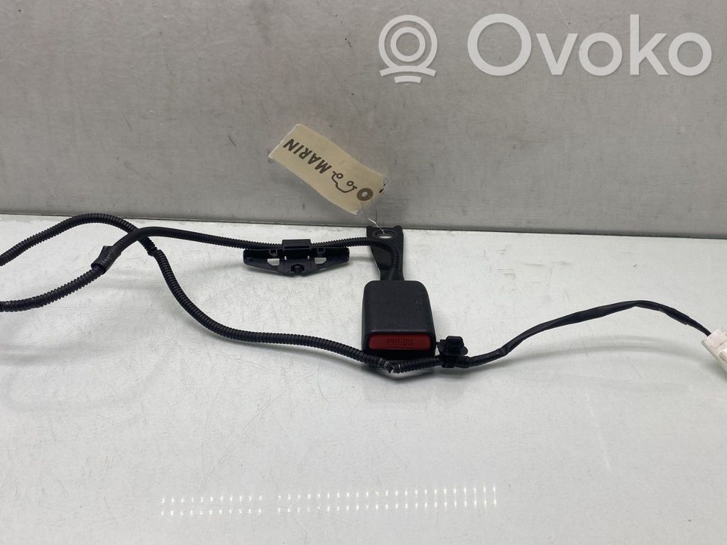 Toyota Yaris Hebilla del cinturón delantero 