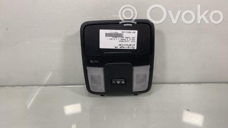 KIA Ceed Etuistuimen valo 