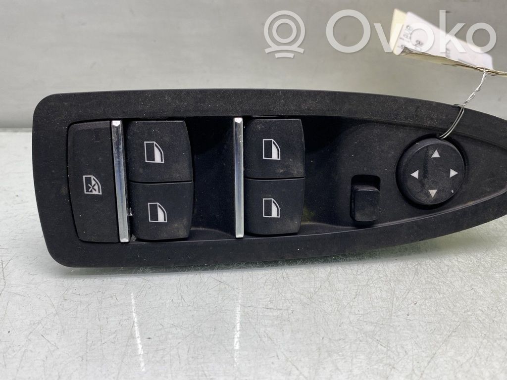 BMW 1 F20 F21 Electric window control switch 