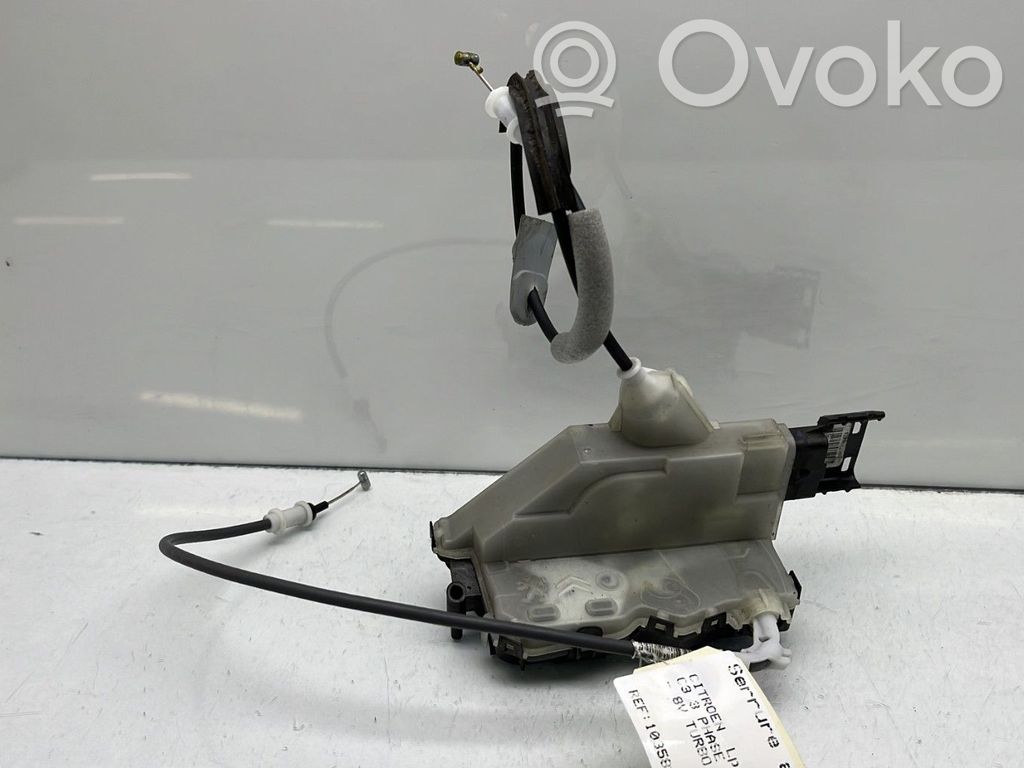 Citroen C3 Takaoven lukko 