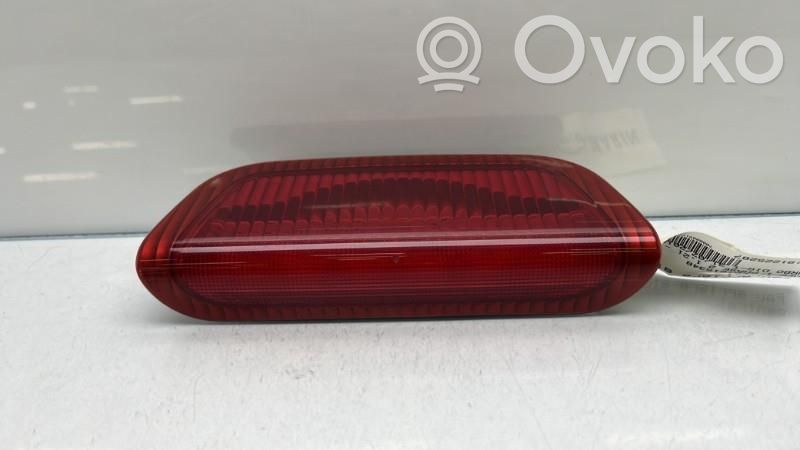 Nissan Juke I F15 Kolmas/lisäjarruvalo 