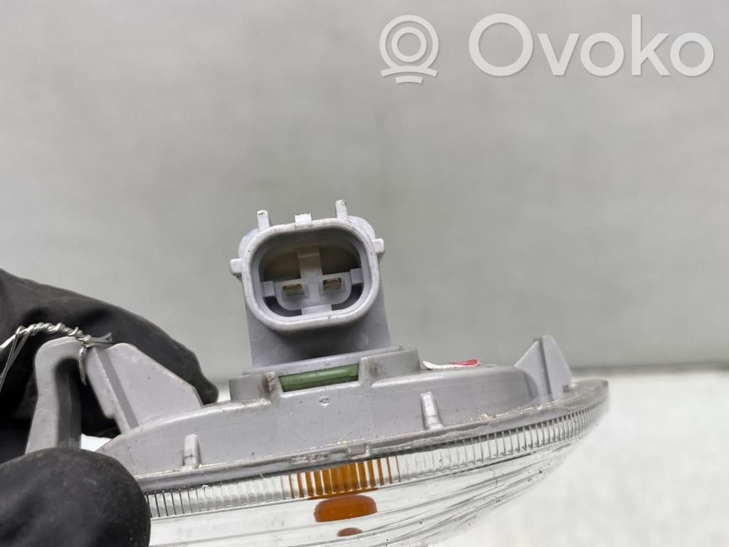 Front indicator light   92304G6000