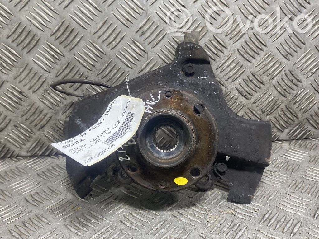 Citroen Nemo Achsschenkel vorne