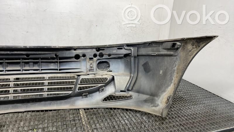 Ford Fiesta Paraurti anteriore 
