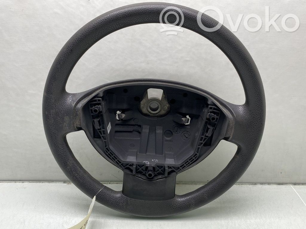 Dacia Duster Ohjauspyörä 