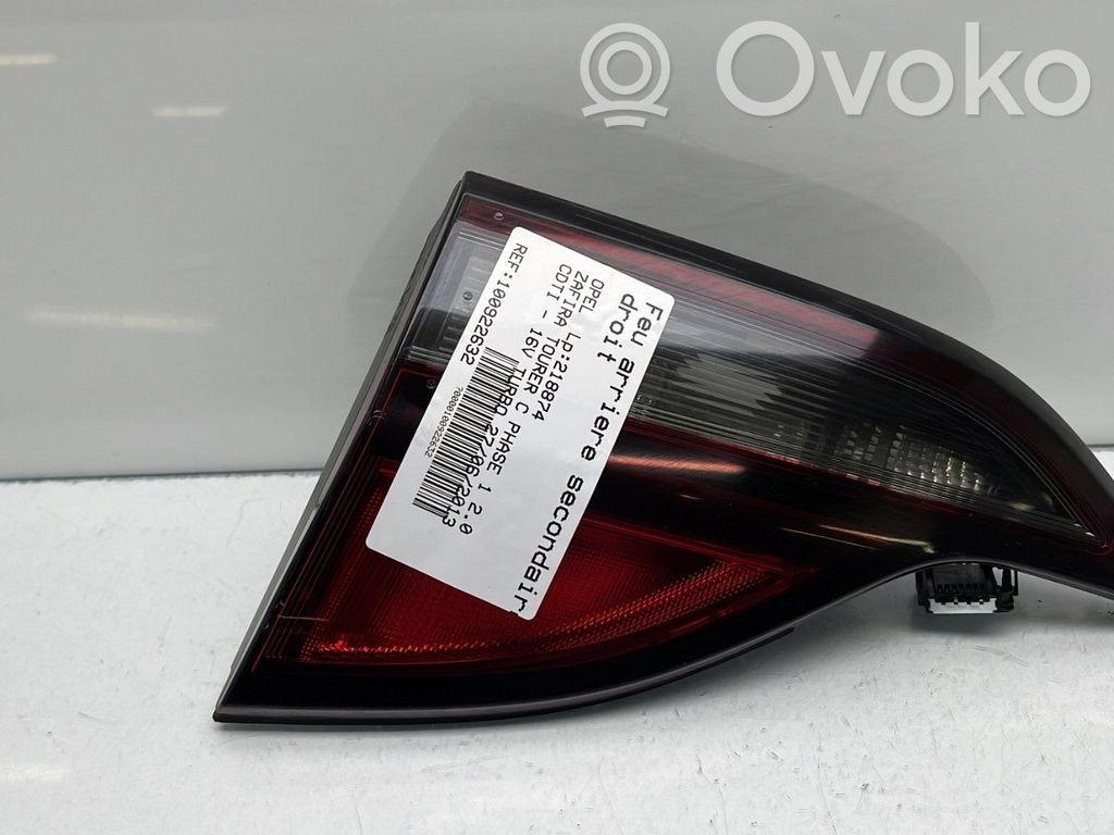 Opel Zafira C Takaluukun takavalot 