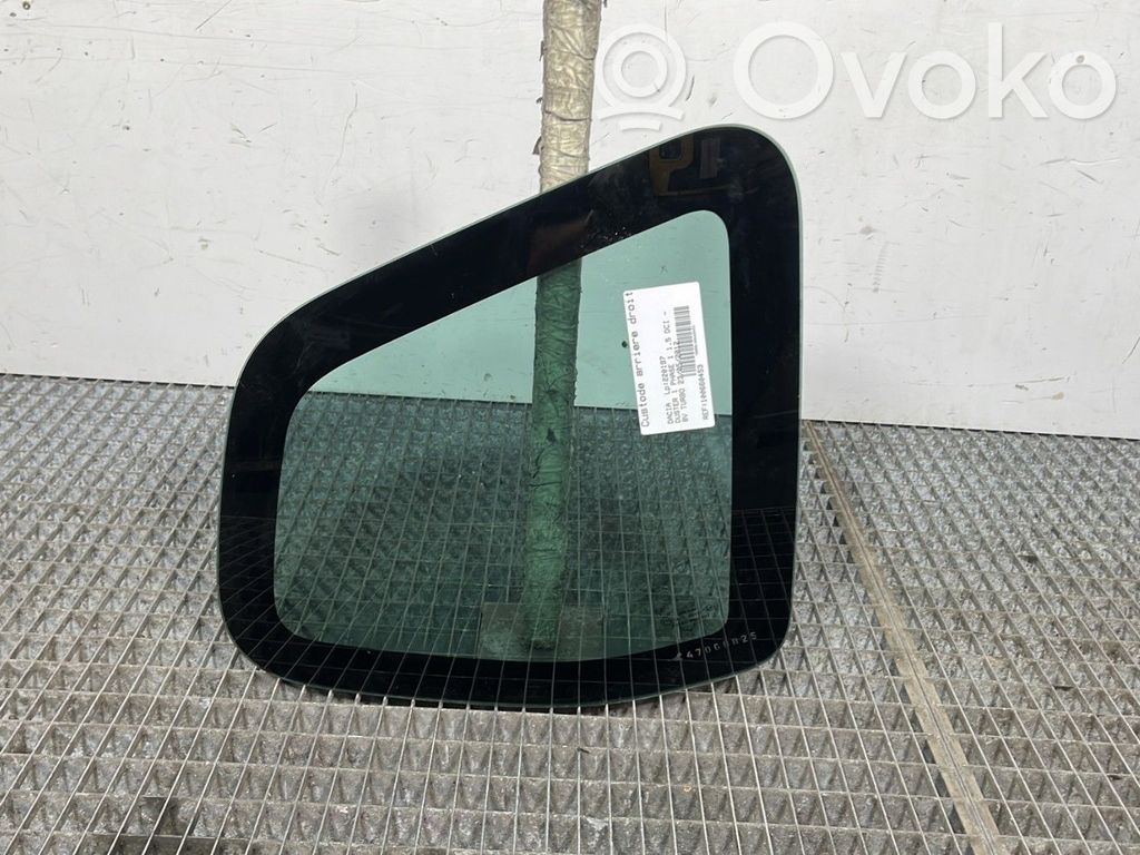 Dacia Duster Rear side window 