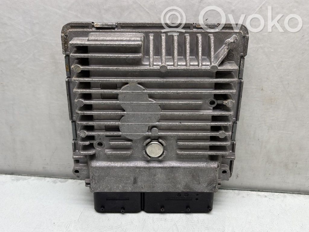 Volkswagen Touran II Sterownik / Moduł ECU 