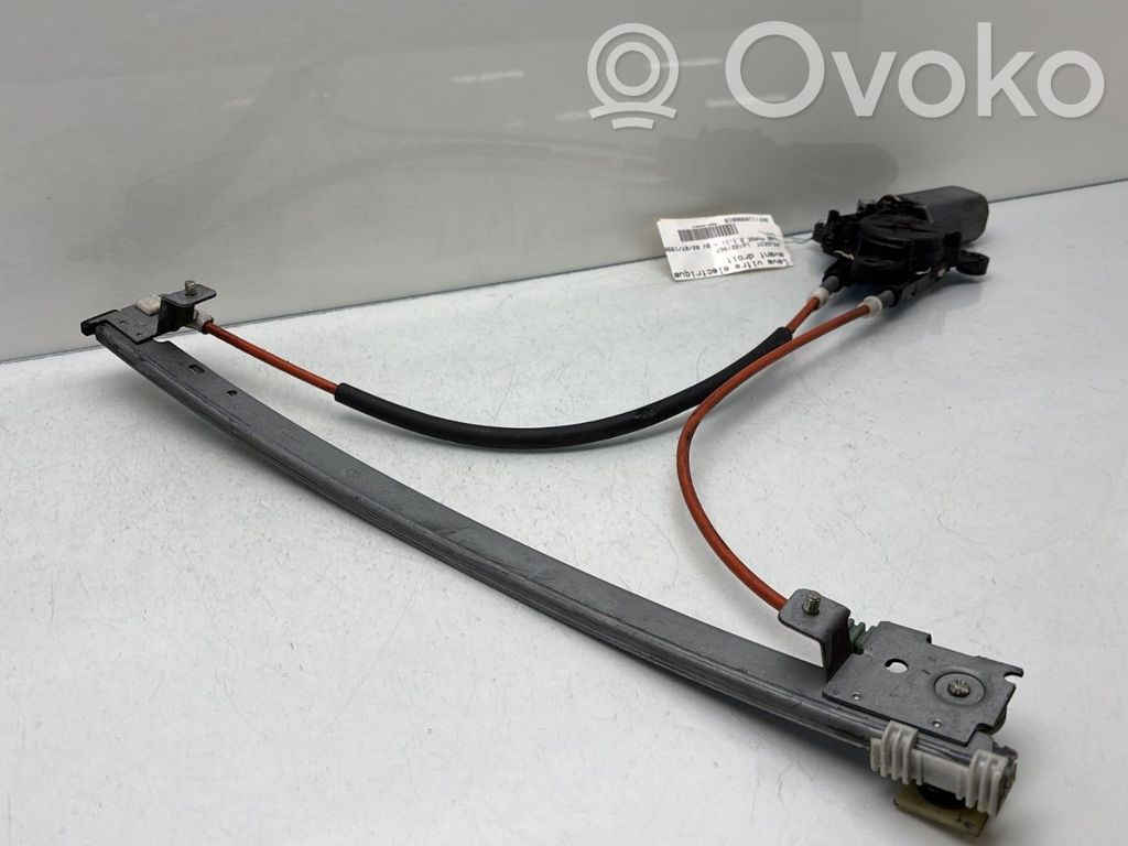 Peugeot 106 Elektryczny podnośnik szyby drzwi przednich 