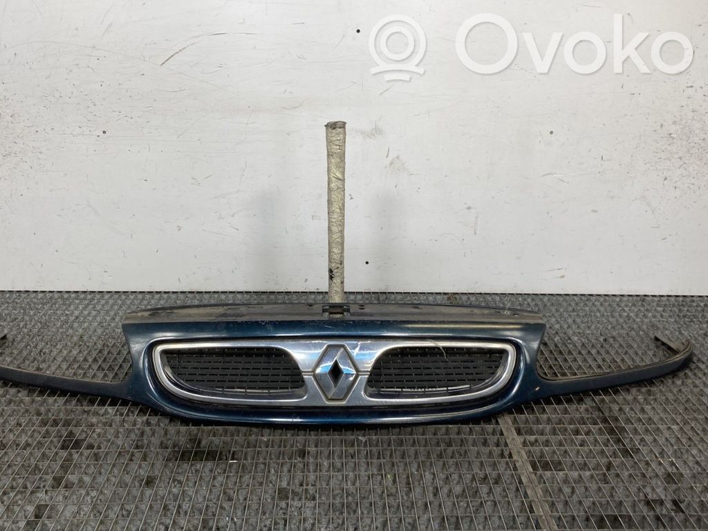 Renault Safrane Etusäleikkö 