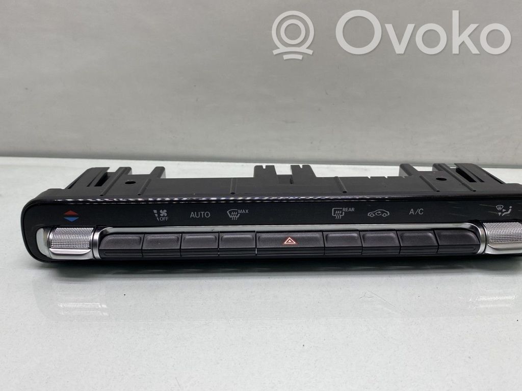 Mercedes-Benz B W247 Botón interruptor de luz de peligro
