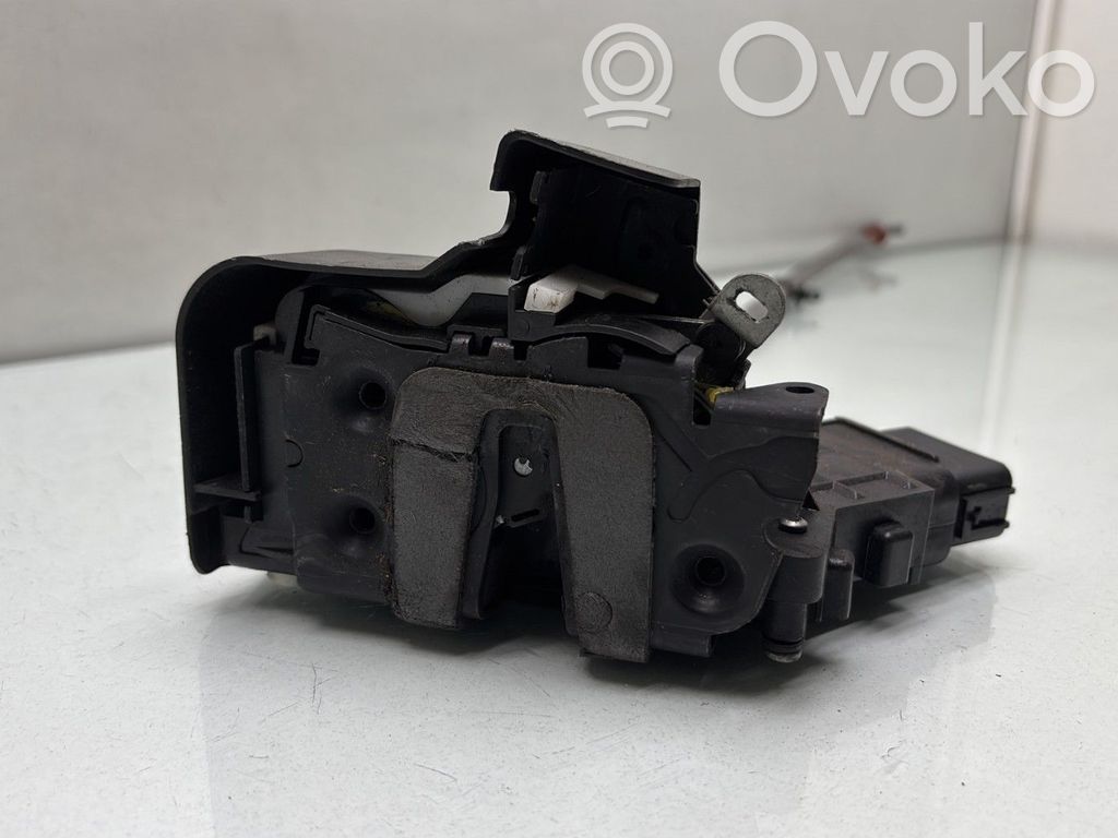 Ford Mondeo MK IV Galinių durų spyna 