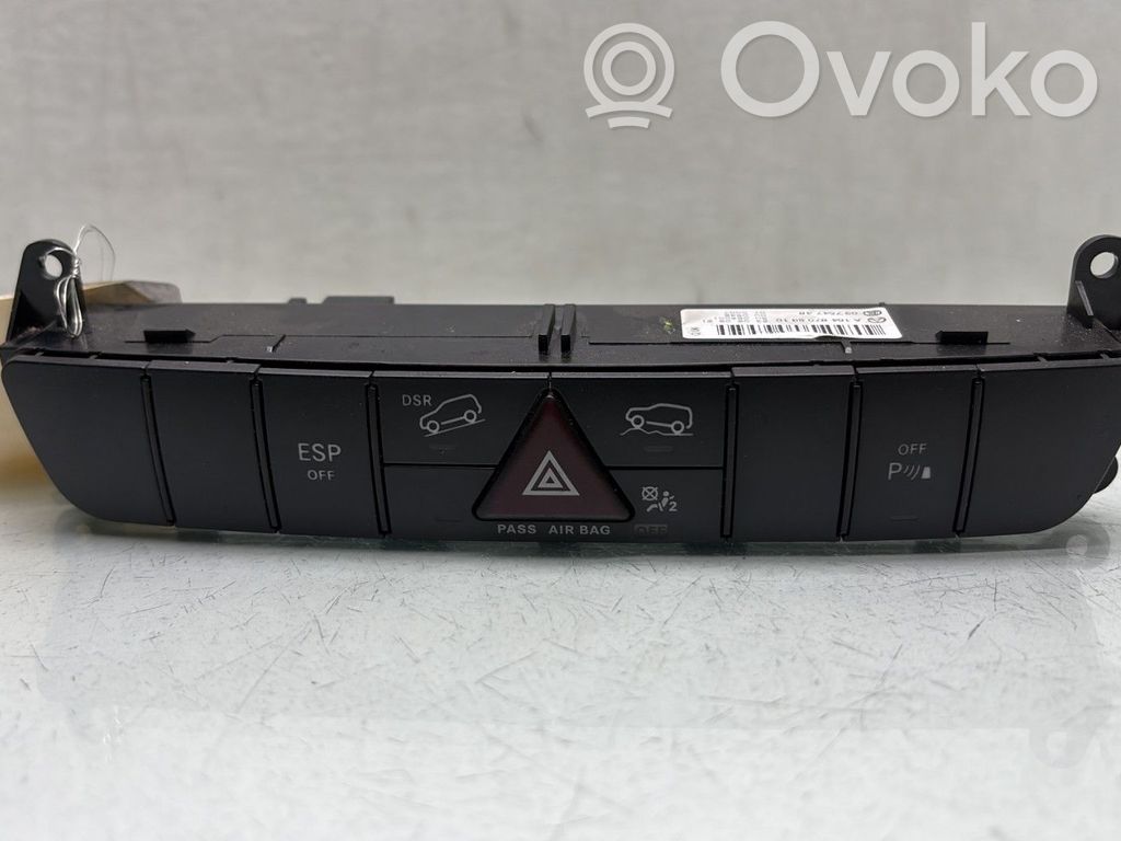 Mercedes-Benz ML W164 Botón interruptor de luz de peligro