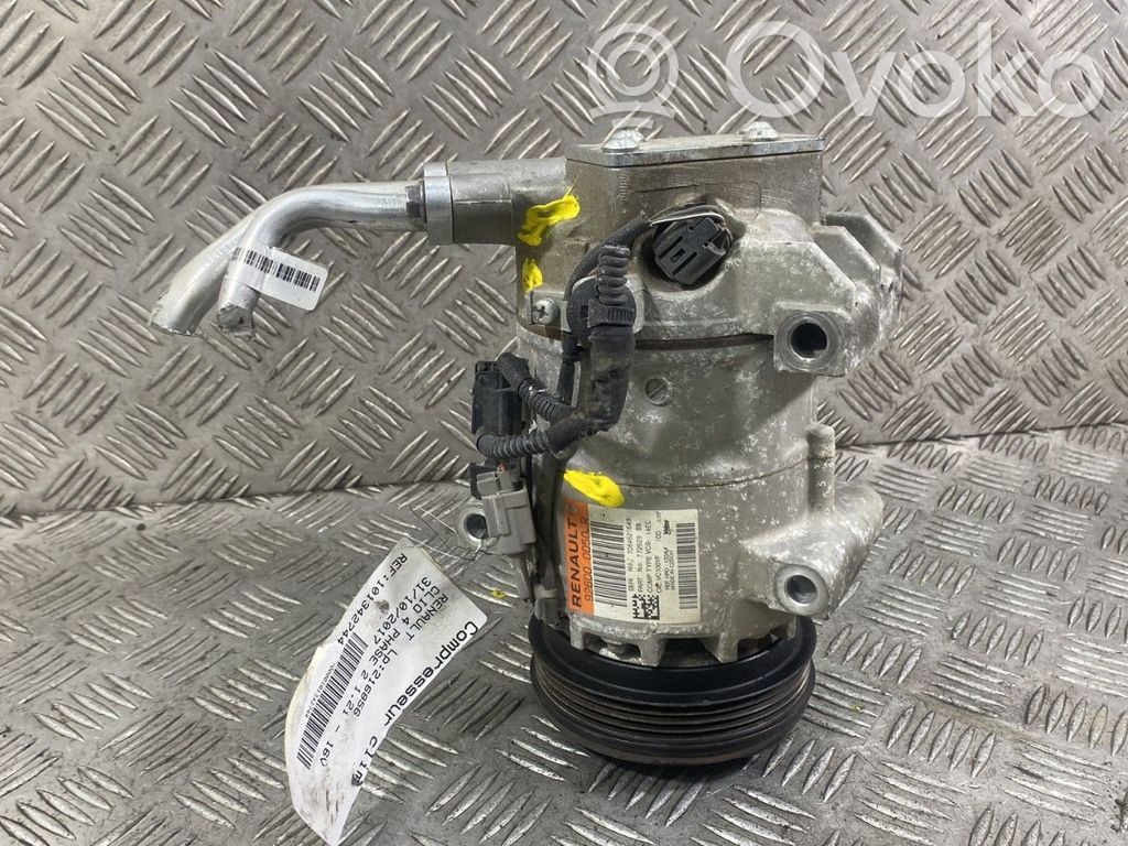 Renault Clio IV Air conditioning (A/C) compressor (pump) 