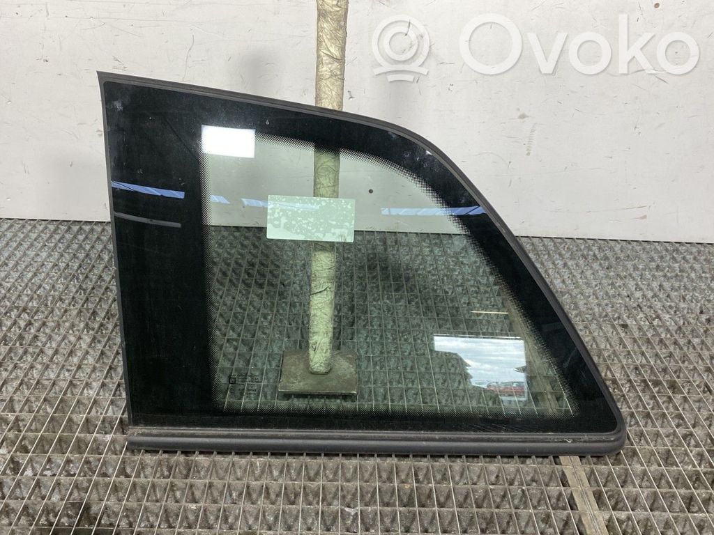 Opel Zafira B Vitre latérale arrière
