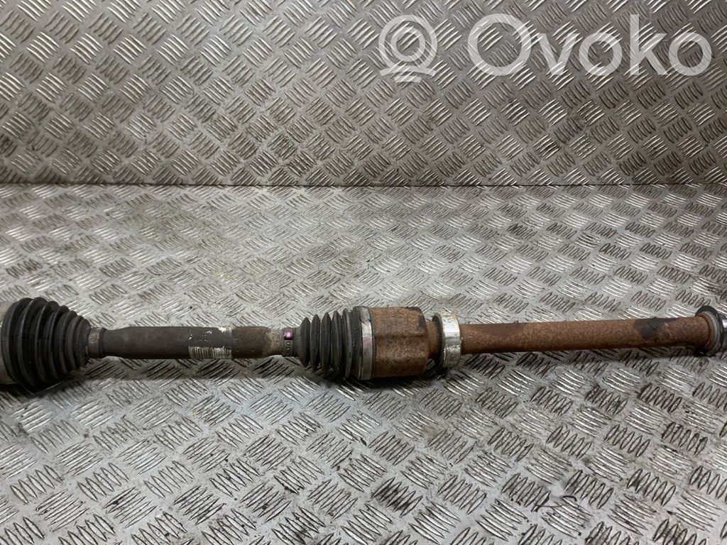 Renault Clio IV Eje de transmisión delantero 