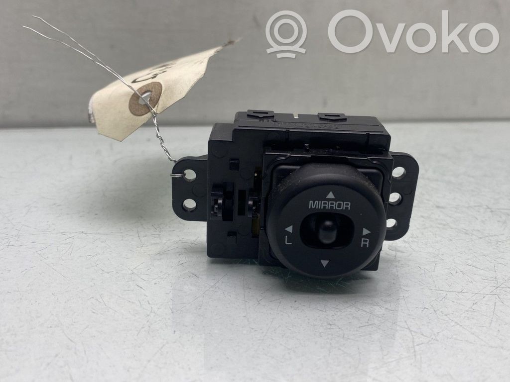 KIA Ceed Wing mirror switch 