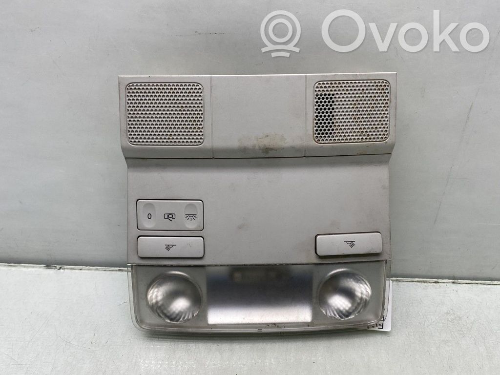 Volkswagen Golf V Éclairage lumière plafonnier avant