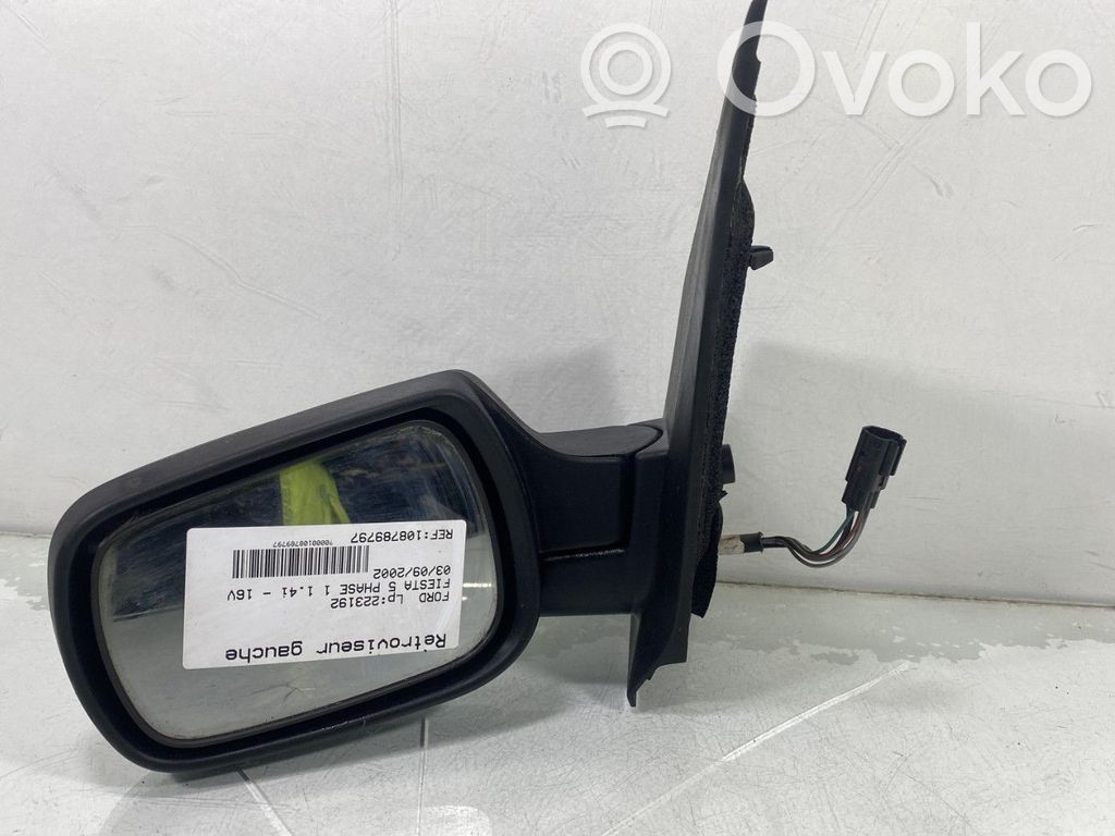 Ford Fiesta Manualne lusterko boczne drzwi przednich 