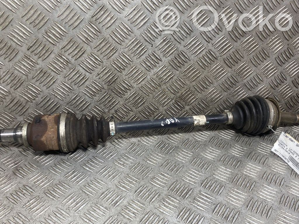 Toyota Yaris Półoś przednia 