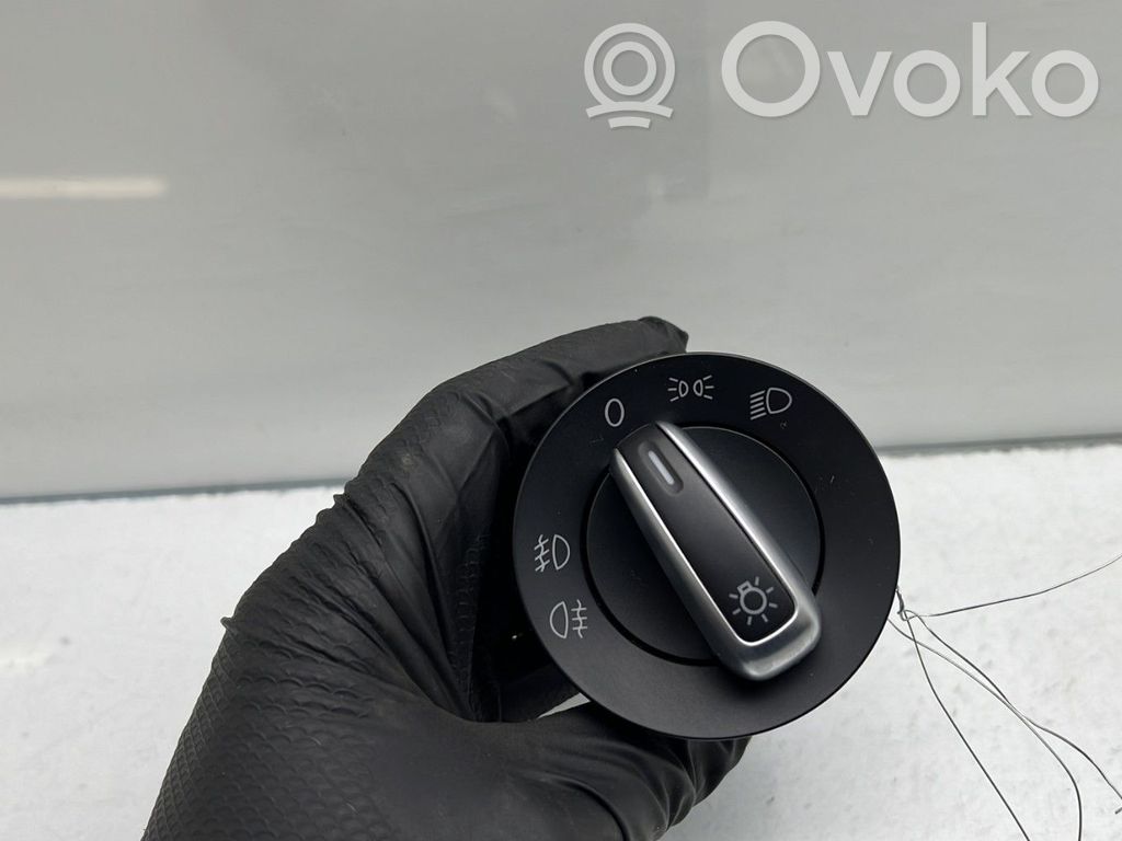 Volkswagen Golf VI Interruptor de luz 