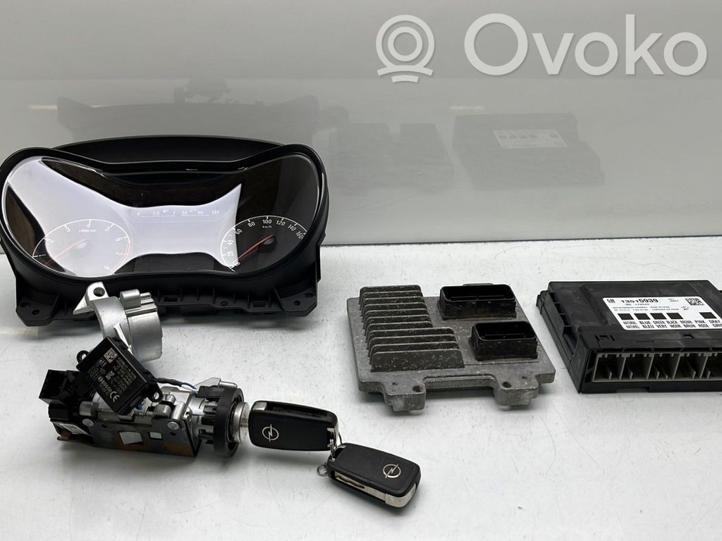 Opel Corsa E Engine ECU kit and lock set 