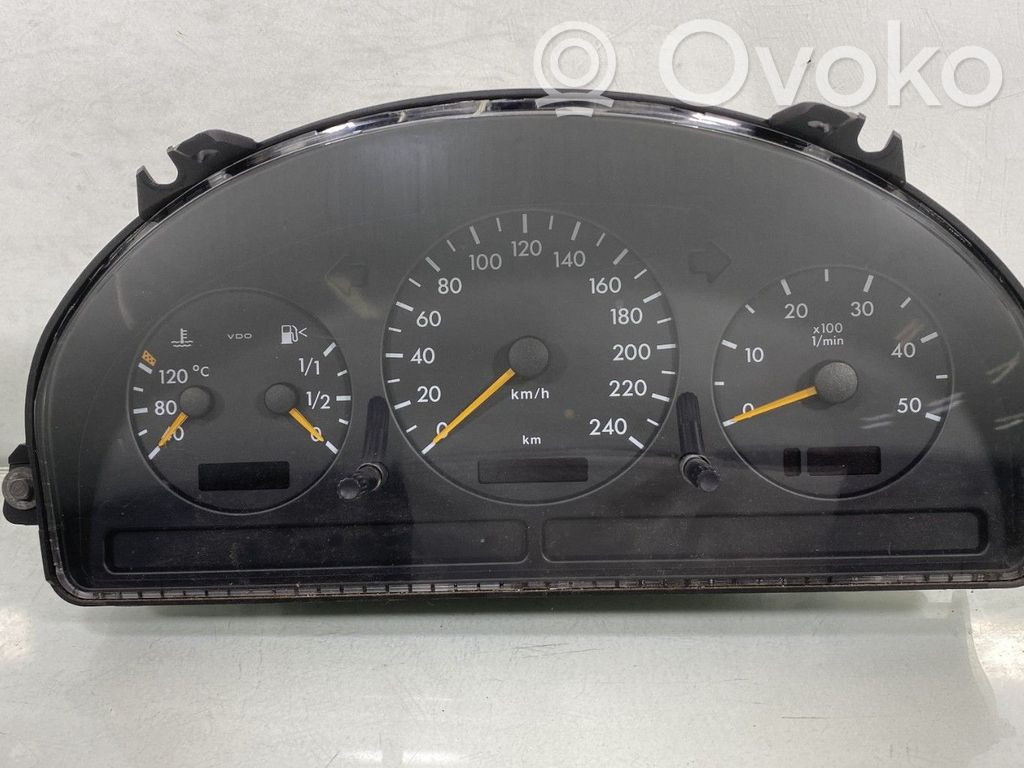 Mercedes-Benz ML W163 Vitezometru (grup de instrumente)
