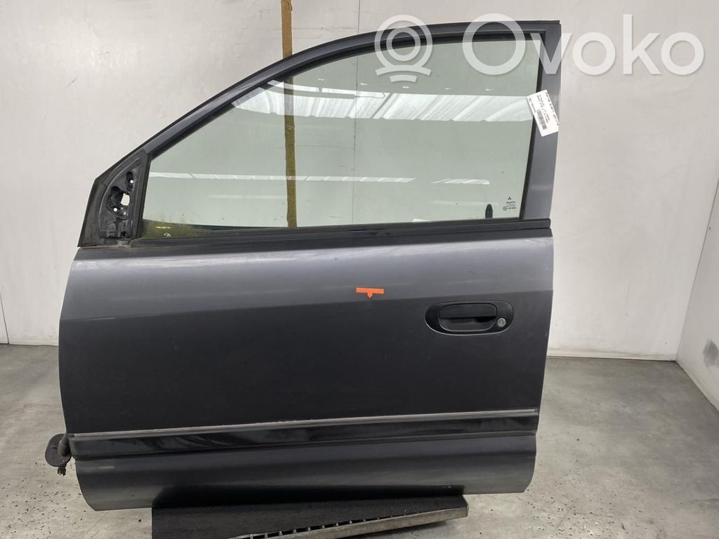 Mitsubishi Space Star Puerta delantera 
