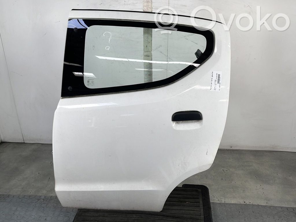 Suzuki Alto Puerta trasera 
