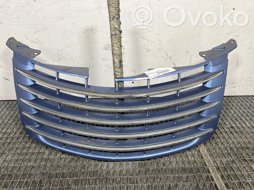 Chrysler PT Cruiser Front grill 
