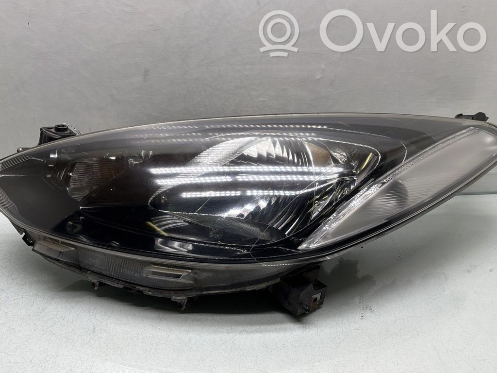 Mazda 2 Headlight/headlamp 