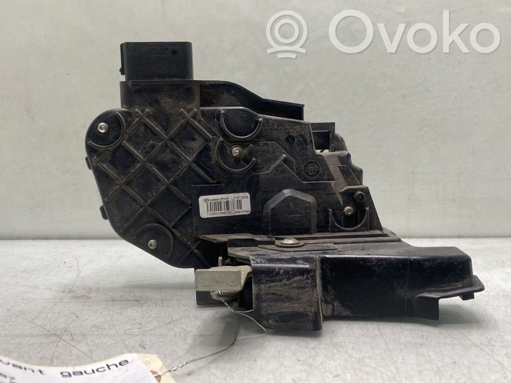 Front door lock   1530534