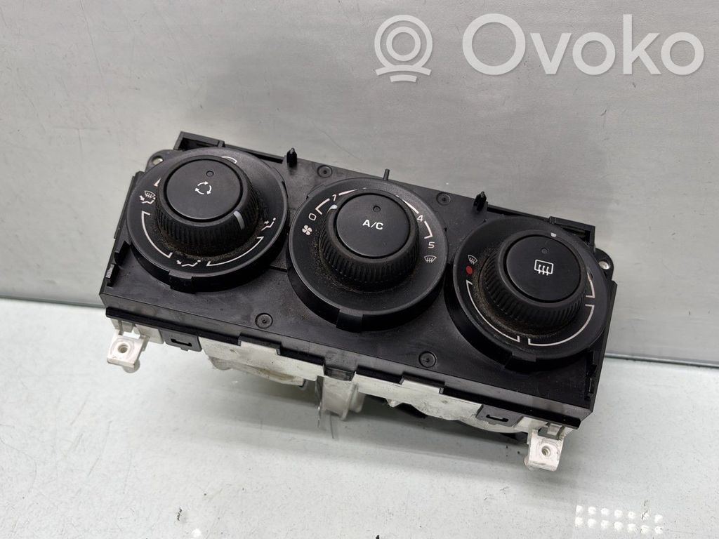 Peugeot 308 Climate control unit 