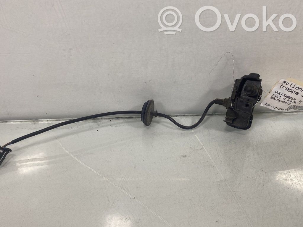 Volkswagen Polo V 6R Motor blocare bușon rezervor combustibil 
