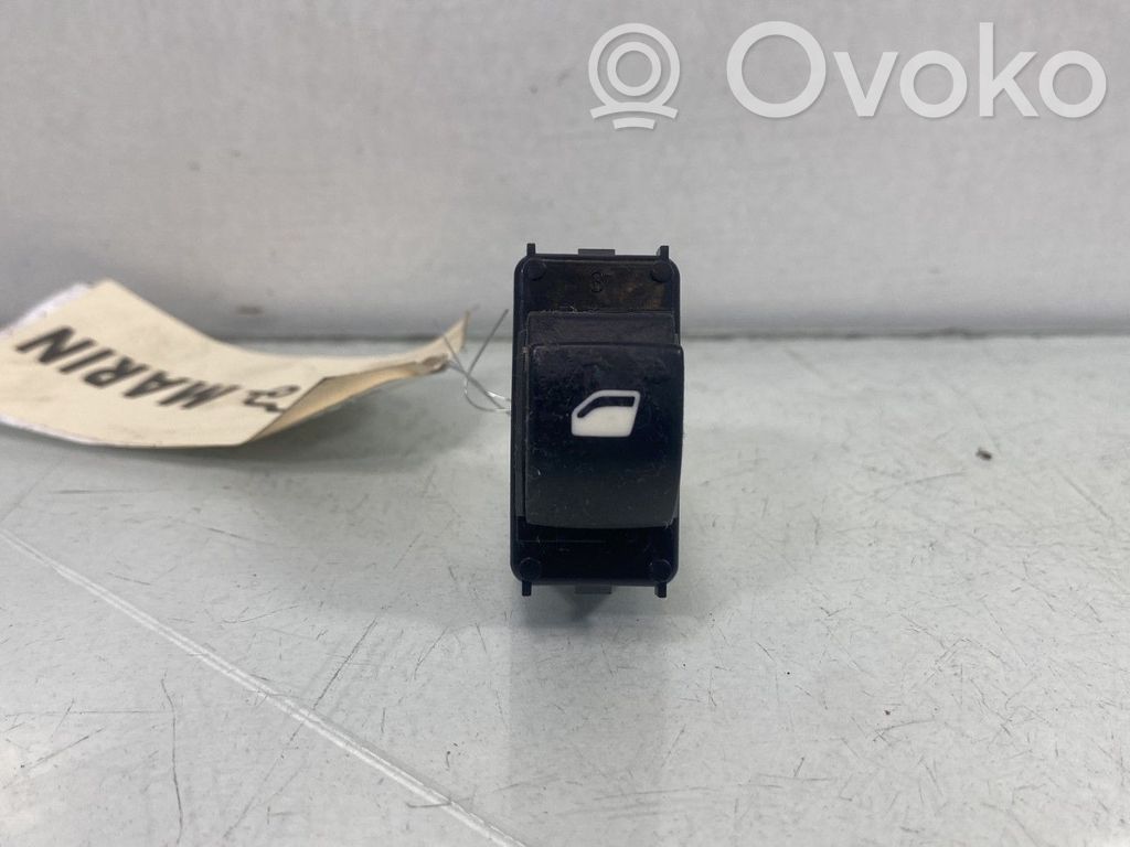 Citroen Berlingo Electric window control switch 