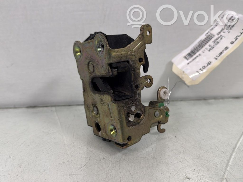 Renault Twingo I Etuoven lukko 