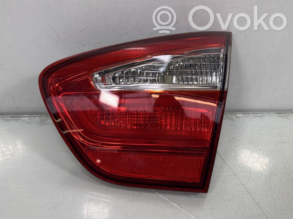 KIA Rio Lampă spate în capacul portbagajului 