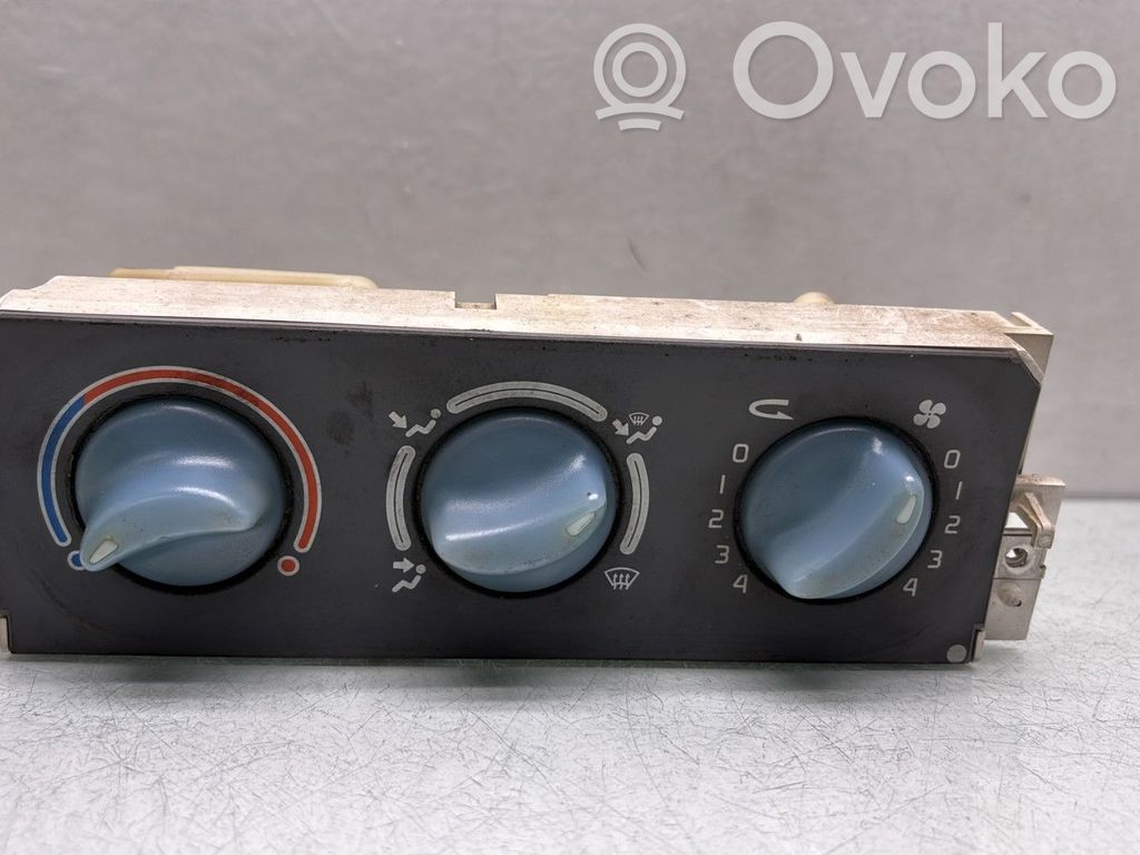 Renault Twingo I Climate control unit 