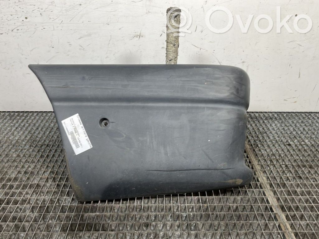 Renault Master II Rivestimento del pannello parte angolare del paraurti posteriore