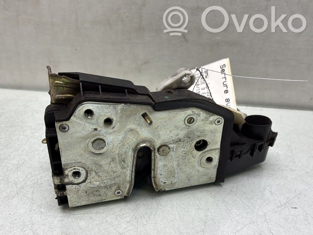 BMW 3 E46 Etuoven lukko 