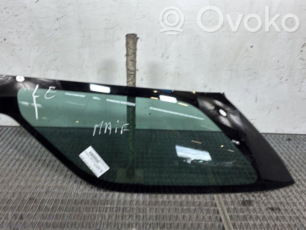 DS Automobiles 3 Rear side window 