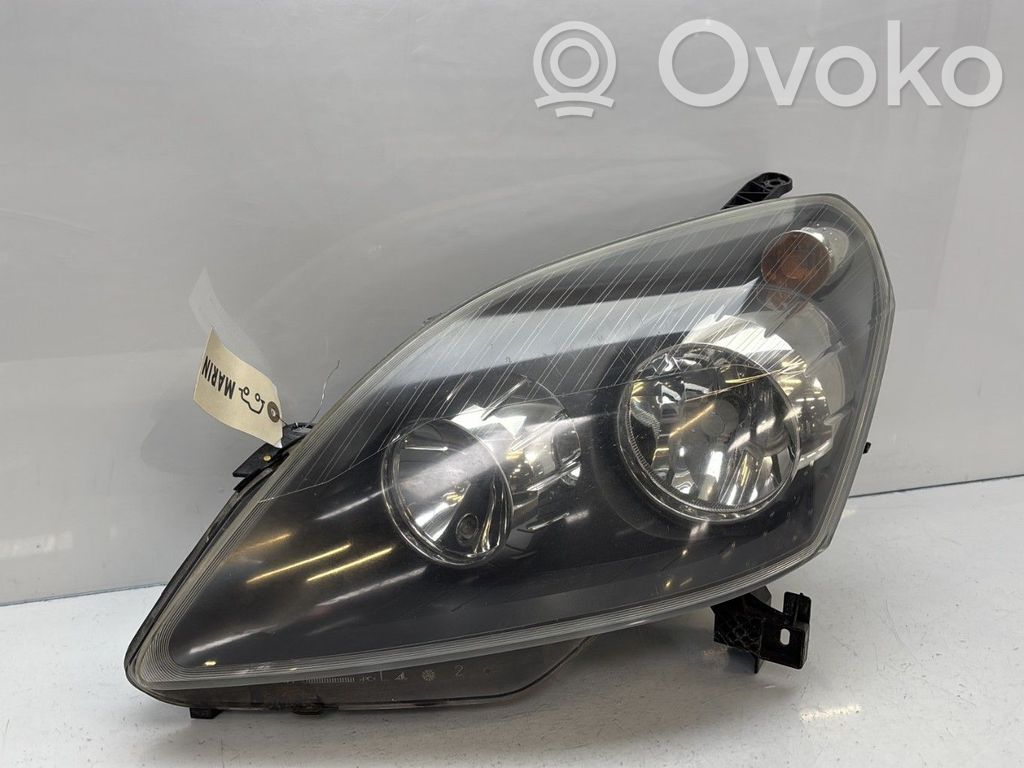 Opel Zafira B Far 