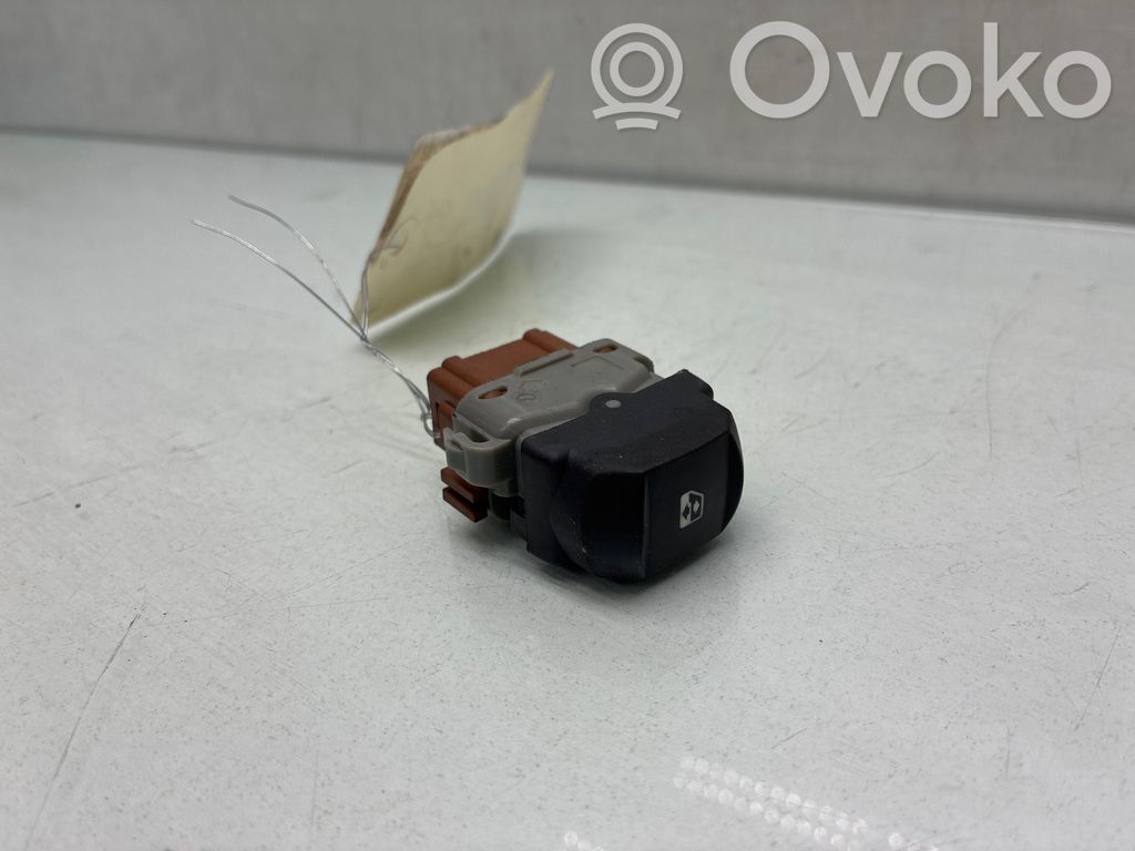 Renault Clio III Comutator comandă geamuri electrice 