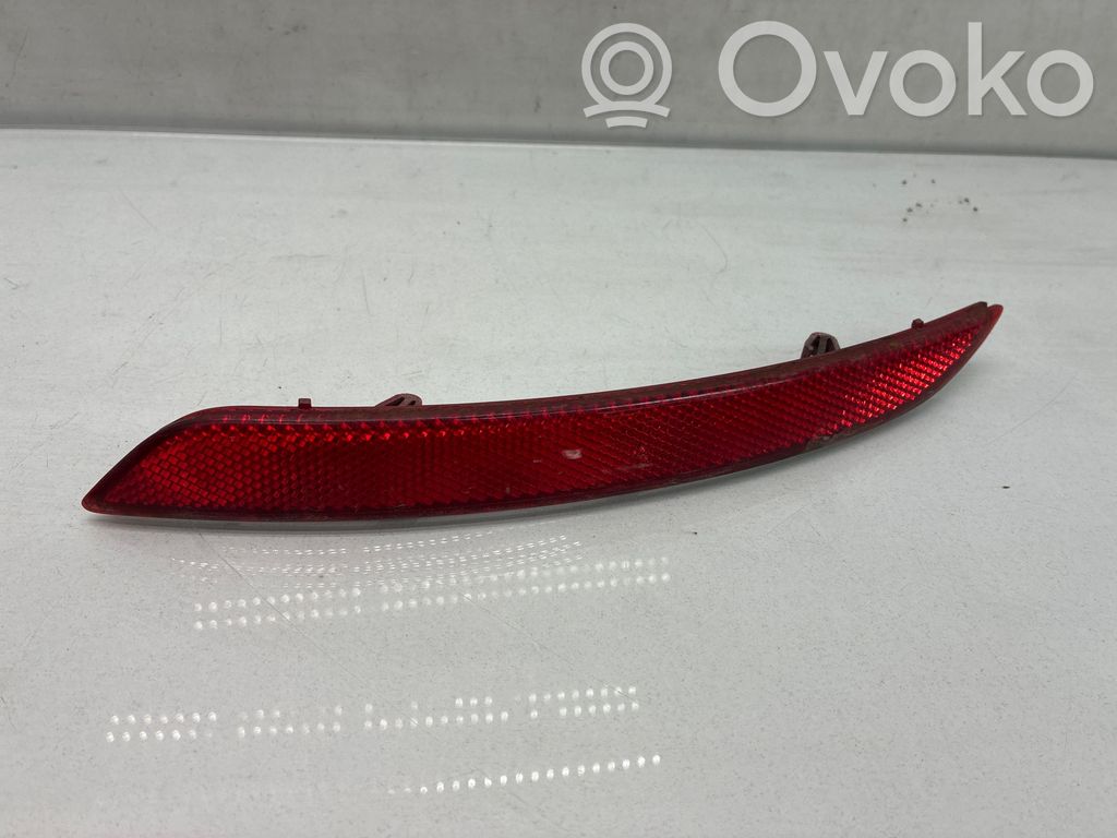 Peugeot 308 Reflector spate 