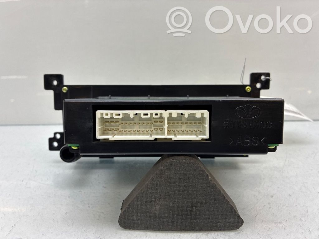 Chevrolet Captiva Climate control unit 