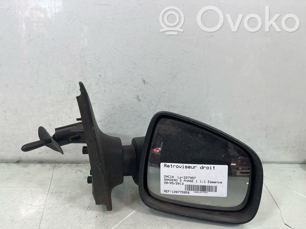 Dacia Sandero Espejo lateral manual 