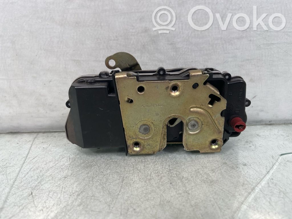 Citroen Xsara Picasso Zamek drzwi tylnych 