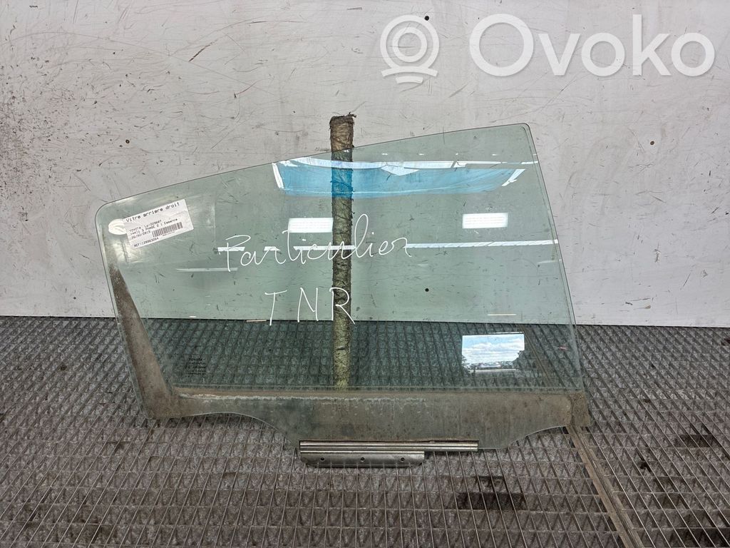 Toyota Yaris Geam ușă spate 