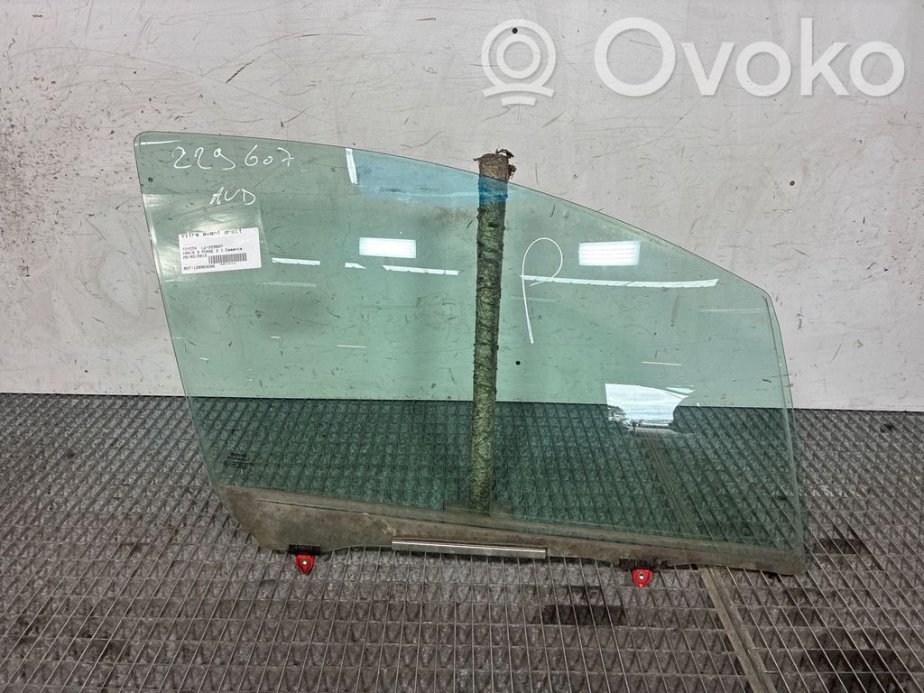 Toyota Yaris Szyba drzwi przednich 