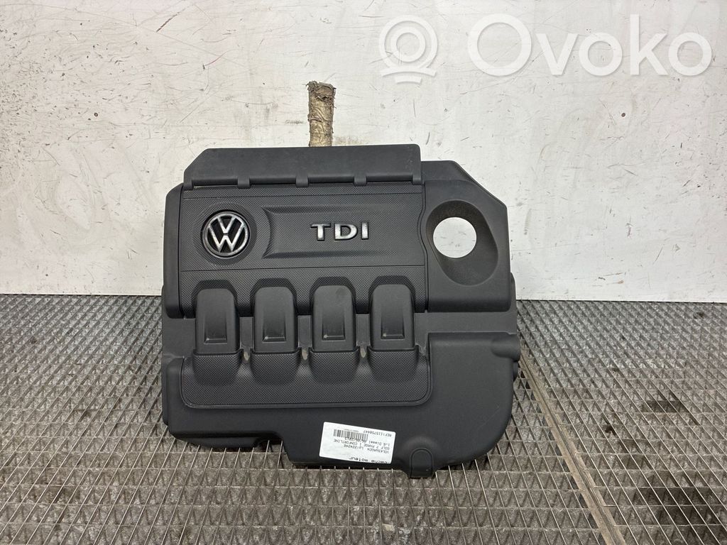 Volkswagen Golf VII Motorabdeckung